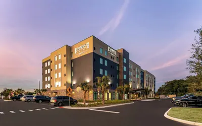 Photo 2 - Staybridge Suites Ocala-near Equestrian-Aquatics by IHG