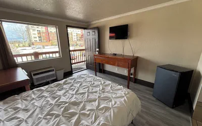 Photo 5 - Jet Inn Motel