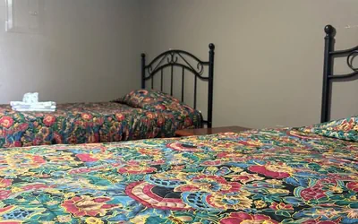 Photo 4 - Live In Lodge Extended Stay