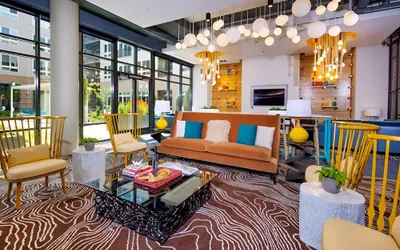 Huntington Apartments near Metro - We Host