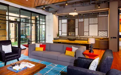 Photo 4 - Huntington Apartments near Metro - We Host