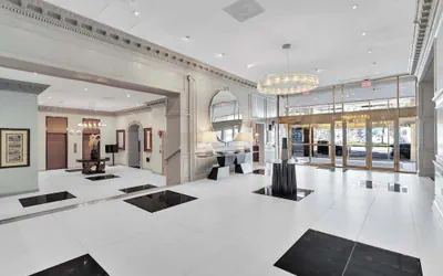 Photo 2 - Crystal City Apartments near Metro Station - We Host