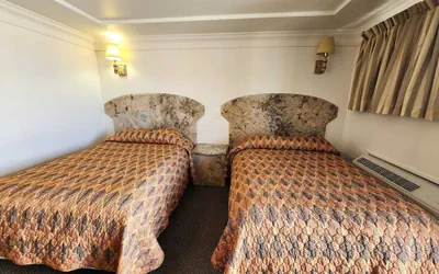 Photo 3 - Domino Motel