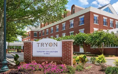Photo 2 - Tryon Riverfront Inn New Bern, Tapestry