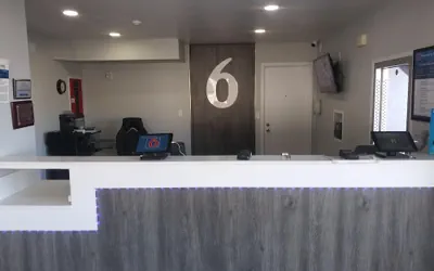 Photo 2 - Studio 6 West Sacramento, CA