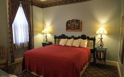 Photo 5 - Historic Plaza Hotel