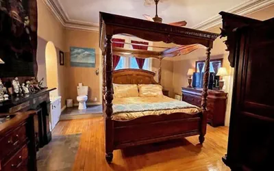 Photo 4 - Upjohn House Inn