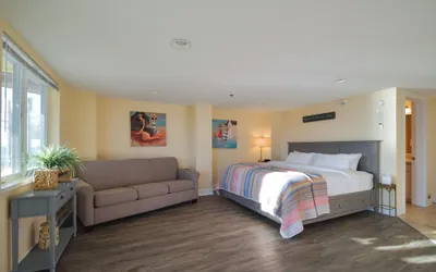 Photo 3 - Lakeshore Lodges