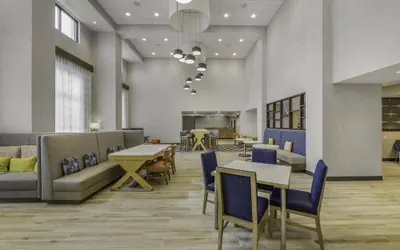 Photo 4 - Hampton Inn & Suites By Hilton Decatur