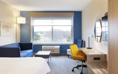 Photo 5 - Holiday Inn Express & Suites Waco Downtown by IHG