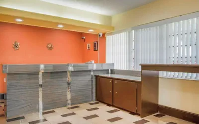 Photo 5 - OYO Budget Inn Bartow