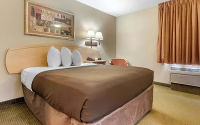 Photo 3 - Birch Hill Suites South Bend
