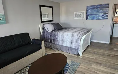 Photo 4 - Liberty Hill Executive Inn