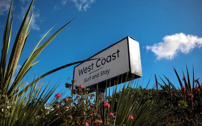 Photo 3 - West Coast Surf and Stay