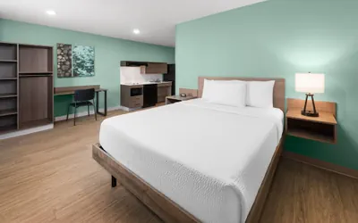 Photo 5 - ECHO Suites Extended Stay by Wyndham Houston Pasadena Fwy Pl