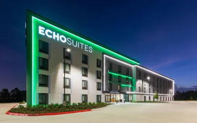 Photo 2 - ECHO Suites Extended Stay by Wyndham Houston Pasadena Fwy Pl