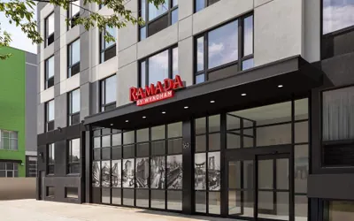 Photo 2 - Ramada By Wyndham Brooklyn Empire Blvd