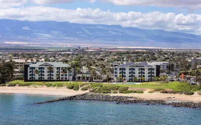 Photo 2 - Hampton Inn & Suites Maui North Shore