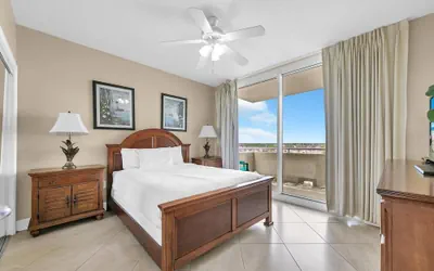 Photo 4 - Majestic Beach Towers 2-801