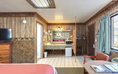 Photo 2 - Zion Park Motel