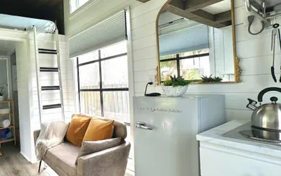 Photo 3 - Tiny House Near Miami Design District