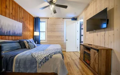 Photo 5 - Stardust Hollow Cabin for 14