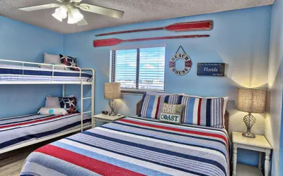 Photo 3 - Ocean Sands 1-1002