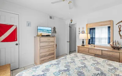 Photo 4 - Colony Beach Club 139