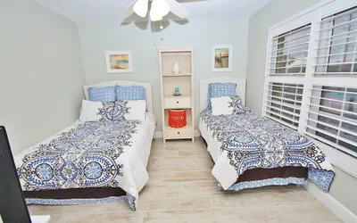 Photo 3 - Colony Beach Club 241