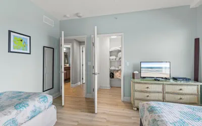 Photo 5 - Sanibel 601