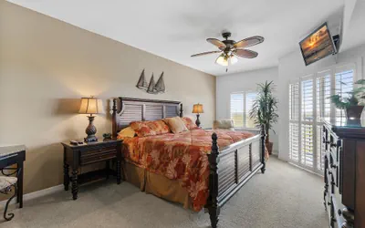 Photo 5 - Oceanwalk 9-604
