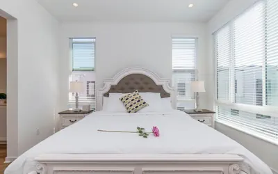 Photo 4 - Master Bedroom With King Bed Central Location