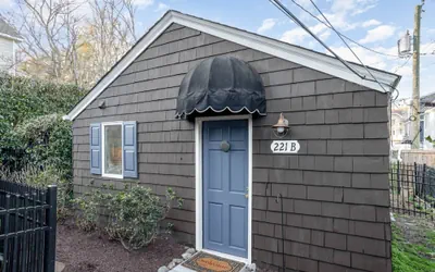 Photo 5 - Little Coastal Cottage - Cute 1 1