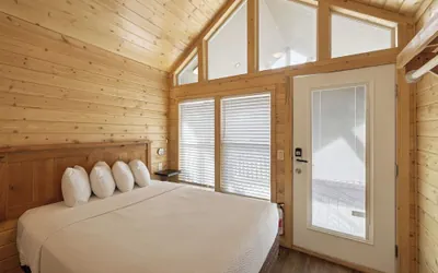 Photo 5 - Luxury Tiny Home King Room