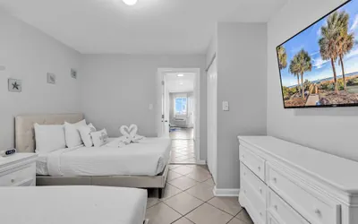 Photo 5 - Bluewater Resort 720