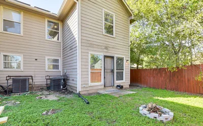Photo 4 - Family Friendly 3 Bedroom 2 bath Home