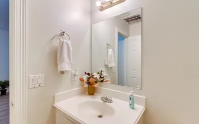 Photo 2 - Family Friendly 3 Bedroom 2 bath Home