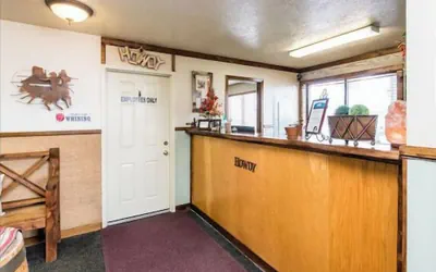 Photo 5 - Western Inn