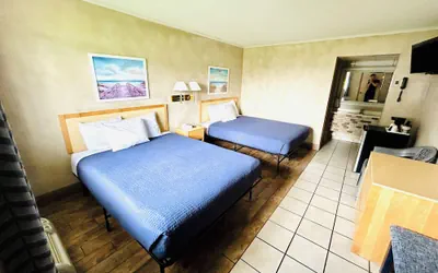 Photo 4 - Silver Sands Hotel & Resort