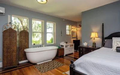 Photo 5 - Oakland Manor House