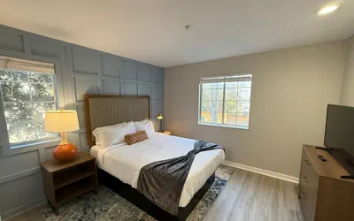 Photo 3 - NEW Central Buckhead Apt Atlanta Gem
