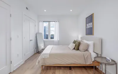 Photo 2 - Capitol Hill Suites - Unit 9
