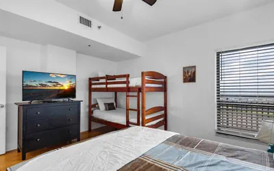 Photo 4 - Navarre Towers 1205