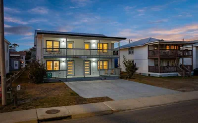 Photo 4 - Elvi s Beach House Unit A