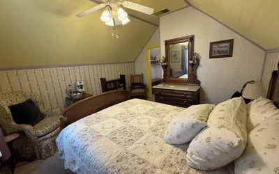 Photo 5 - Roseberry House Bed & Breakfast