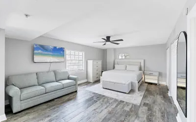 Photo 3 - 50 Meredith Drive #7