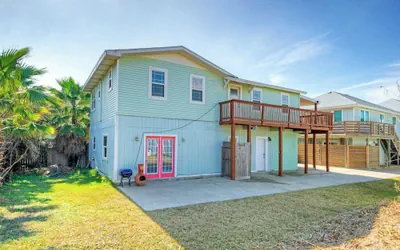 Photo 2 - 2-unit Home in Golf Cart Zone w/ Patio + Balcony Salty Sunshine: Multi-family Retreat