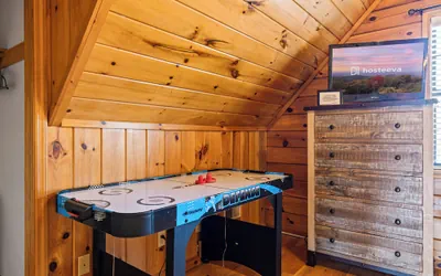 Photo 4 - Bear Hideaway Cozy 3BR Cabin