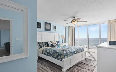 Photo 4 - Come Enjoy KC & The Sunshine State: 3-bed, 3-bath With Stunning Ocean Views