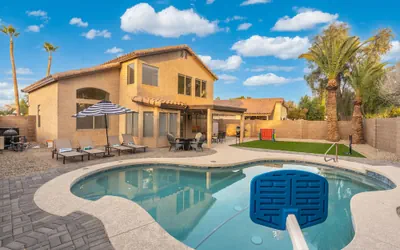 Photo 2 - 5 BD Gilbert Home 4 Min to Downtown